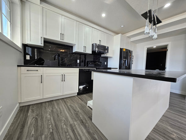 Lakepointe Drive -  Walkout Secondary Suite
