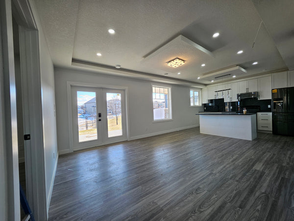 Lakepointe Drive -  Walkout Secondary Suite