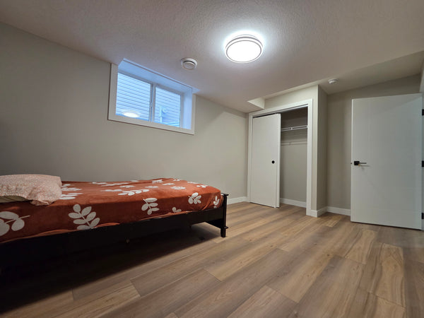 Rockyspring Circle - Secondary Suite