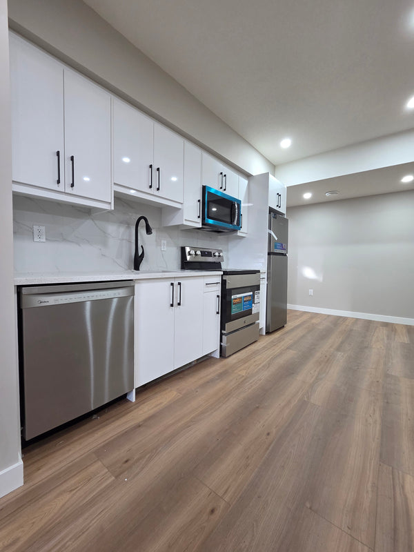 Lewiston Drive - Secondary Suite