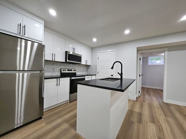 Carrington Ave - Secondary Suite