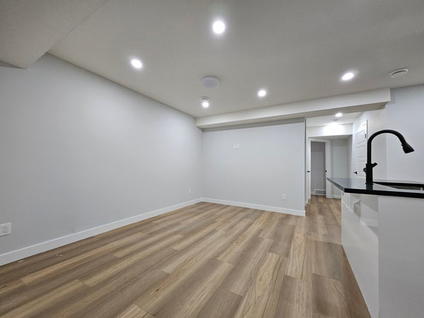Carrington Ave - Secondary Suite