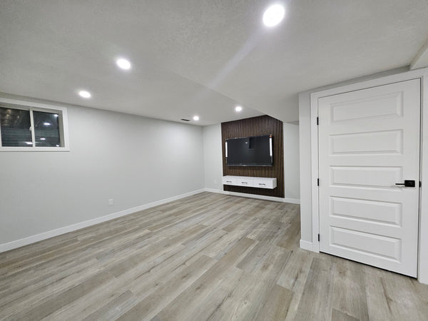 Shoreline Vista - Wetbar Regular Basement