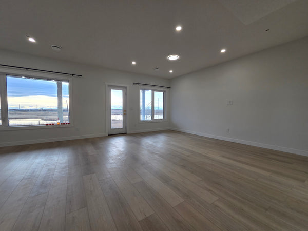 Hotchkiss Ave - Walkout Secondary Suite