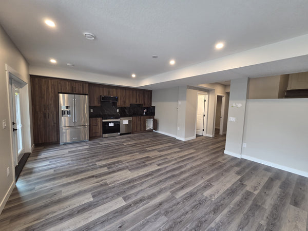 Masterscape - Walkout Secondary Suite