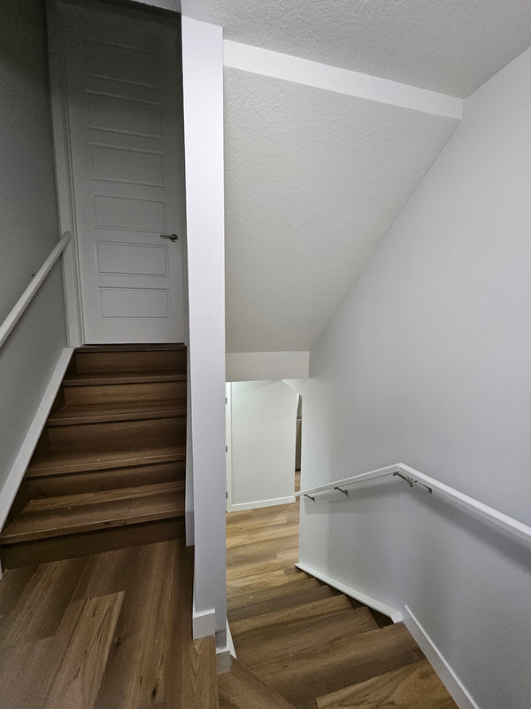Carrington Ave - Secondary Suite