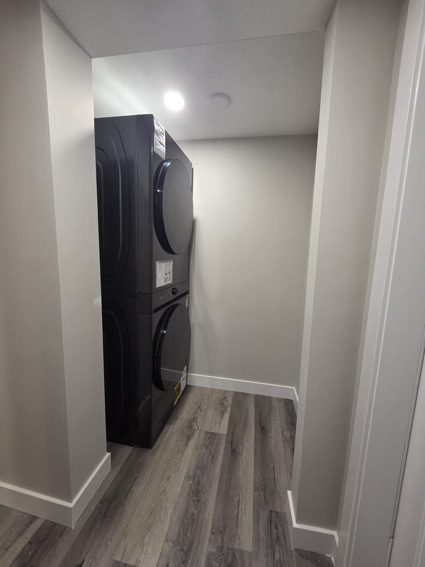 Masterscape - Walkout Secondary Suite