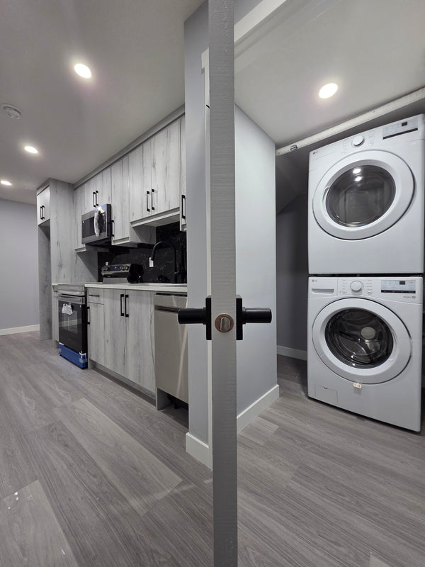 Legacy Circle - Secondary Suite